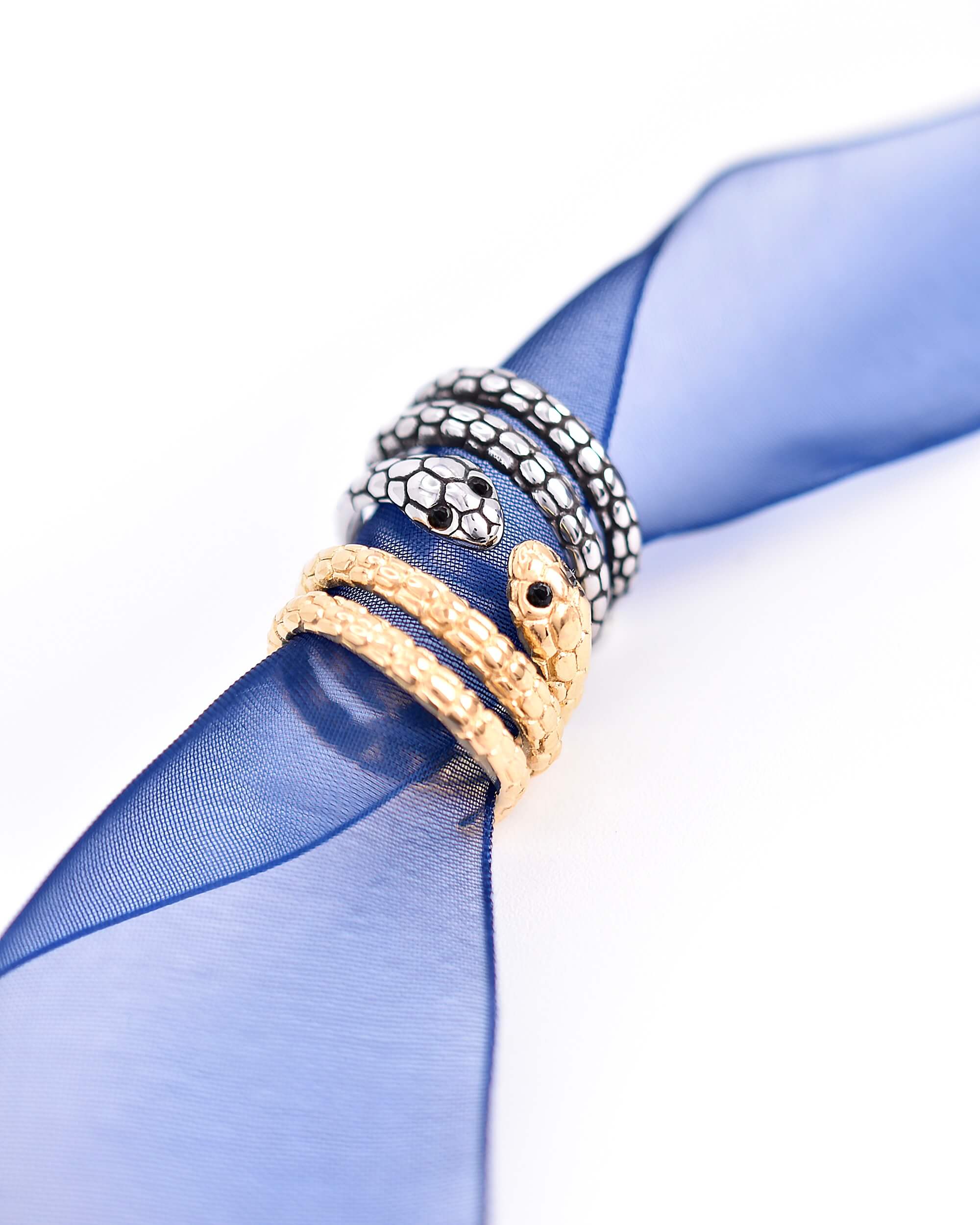 Anillos Serpenti (2 colores disponibles)