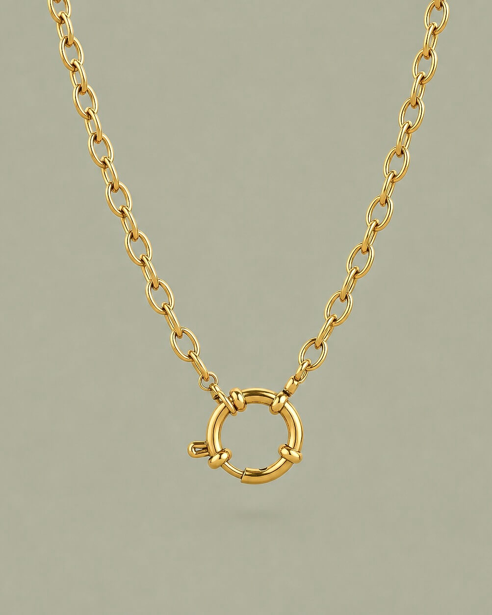 Collar Omega