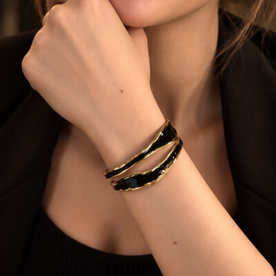 Pulsera Cuff Gold and Black